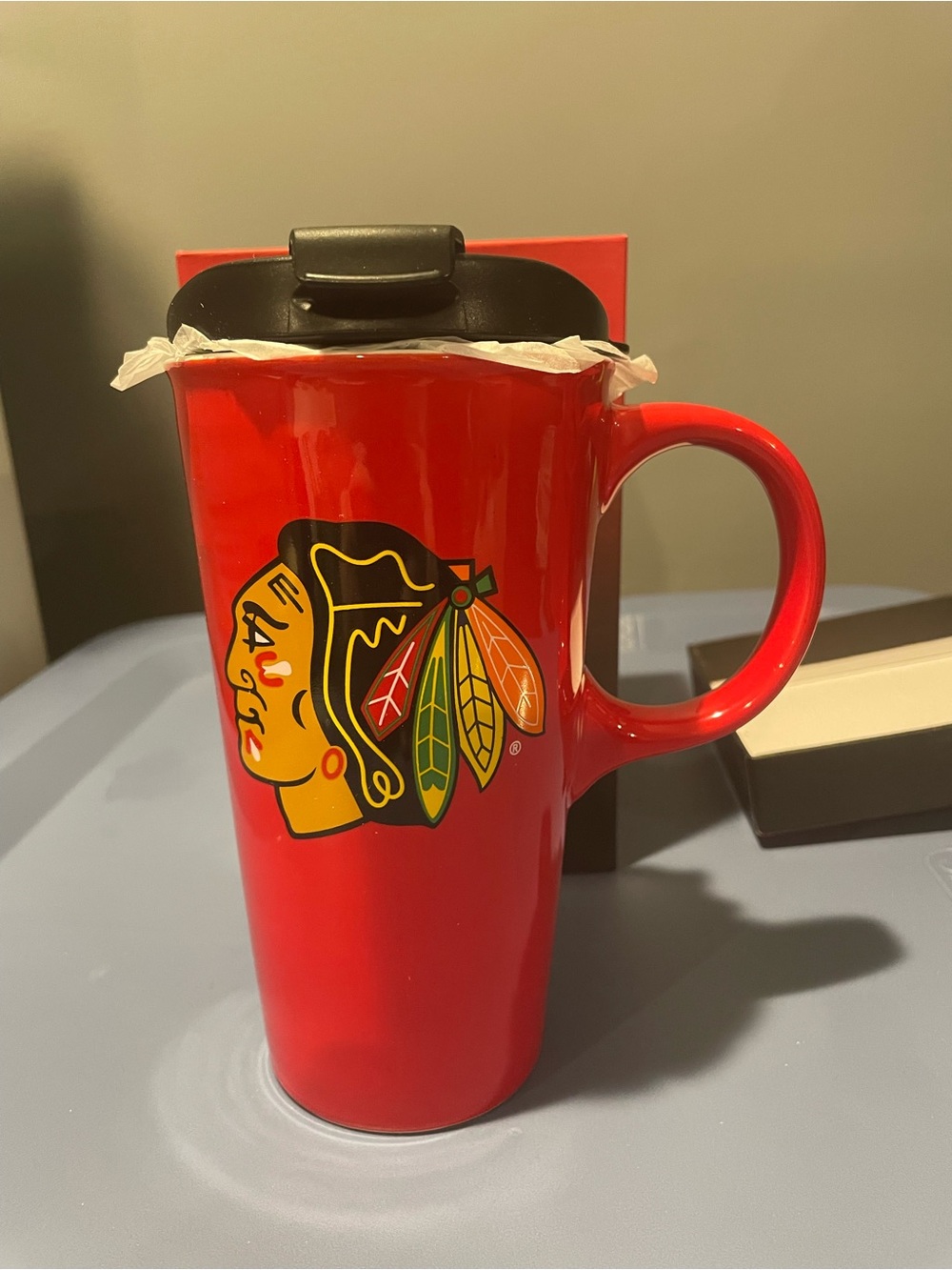 Red Chicago Blackhawks Ceramic Travel Mug with Lid